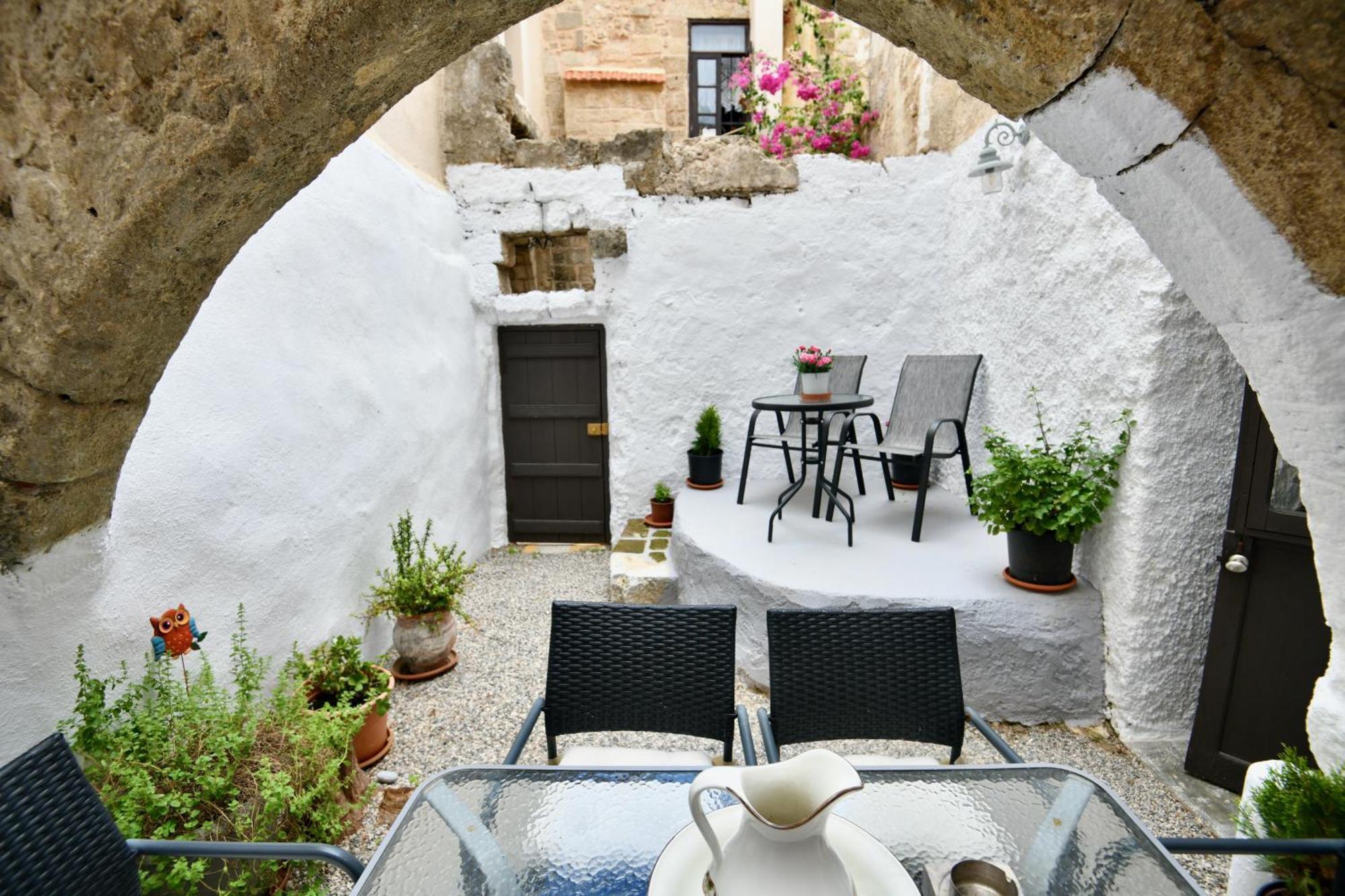 Appartamento Penelope Garden House Old Town Rhodes City Esterno foto